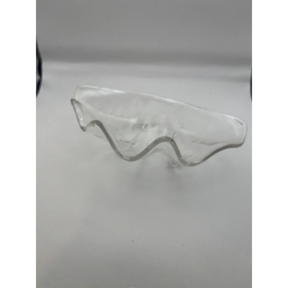 Set of 4 Small Clam Shell Style Clear Art acrylic bowl 9”Decorative Serving dish